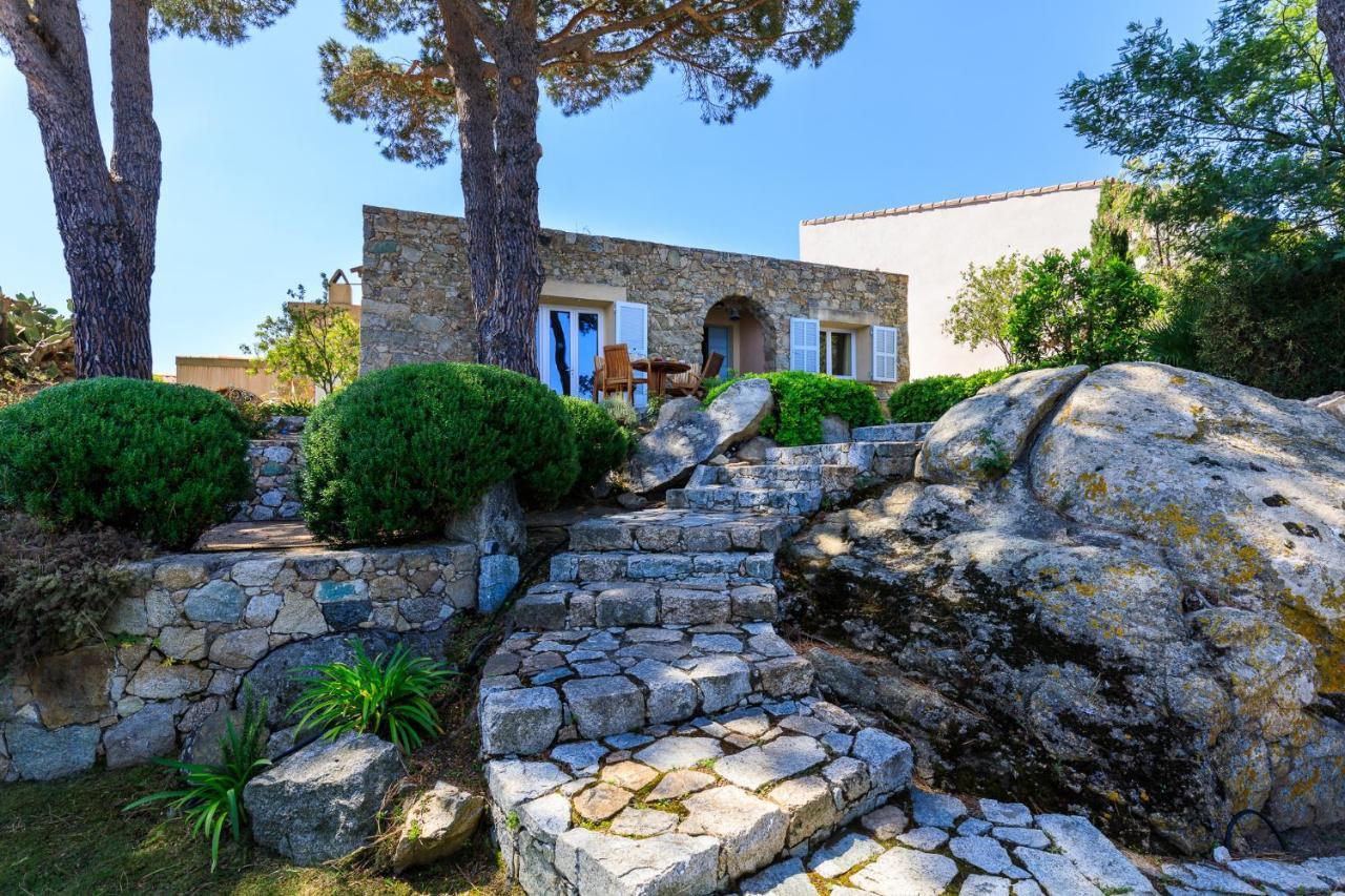 U Piazzale Villa Santa-Reparata-di-Balagna Eksteriør billede
