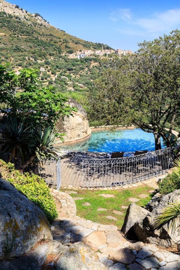 U Piazzale Villa Santa-Reparata-di-Balagna Eksteriør billede